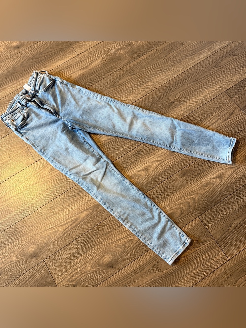 H&M True To You High Rise Light Wash Women's Skinny Jeans